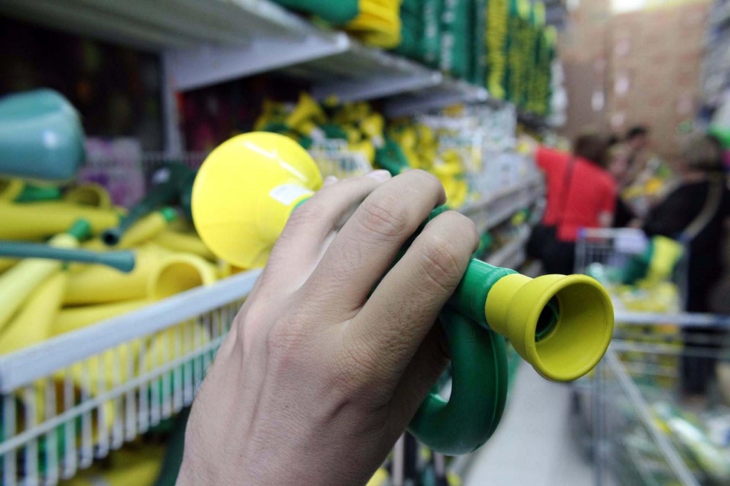 FACIAP ORIENTA COMERCIANTES DO PARANÁ SOBRE DIAS DE JOGOS DO BRASIL NA COPA